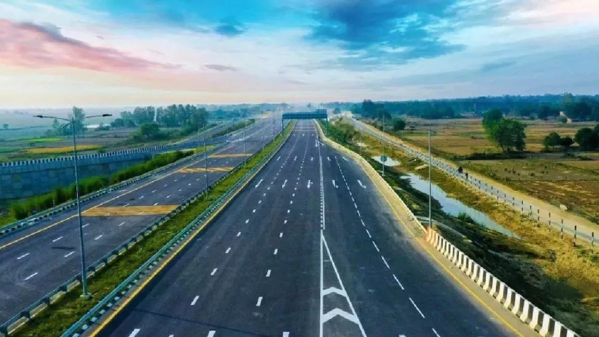 ganga-expressway-up-govt-to-develop-industrial-corridor-along-key-roadway-farmers-to-get-fourfold-price-for-land